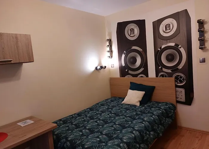 Apartment Przytulne Miejsce Do Odpoczynku I Pracy. *